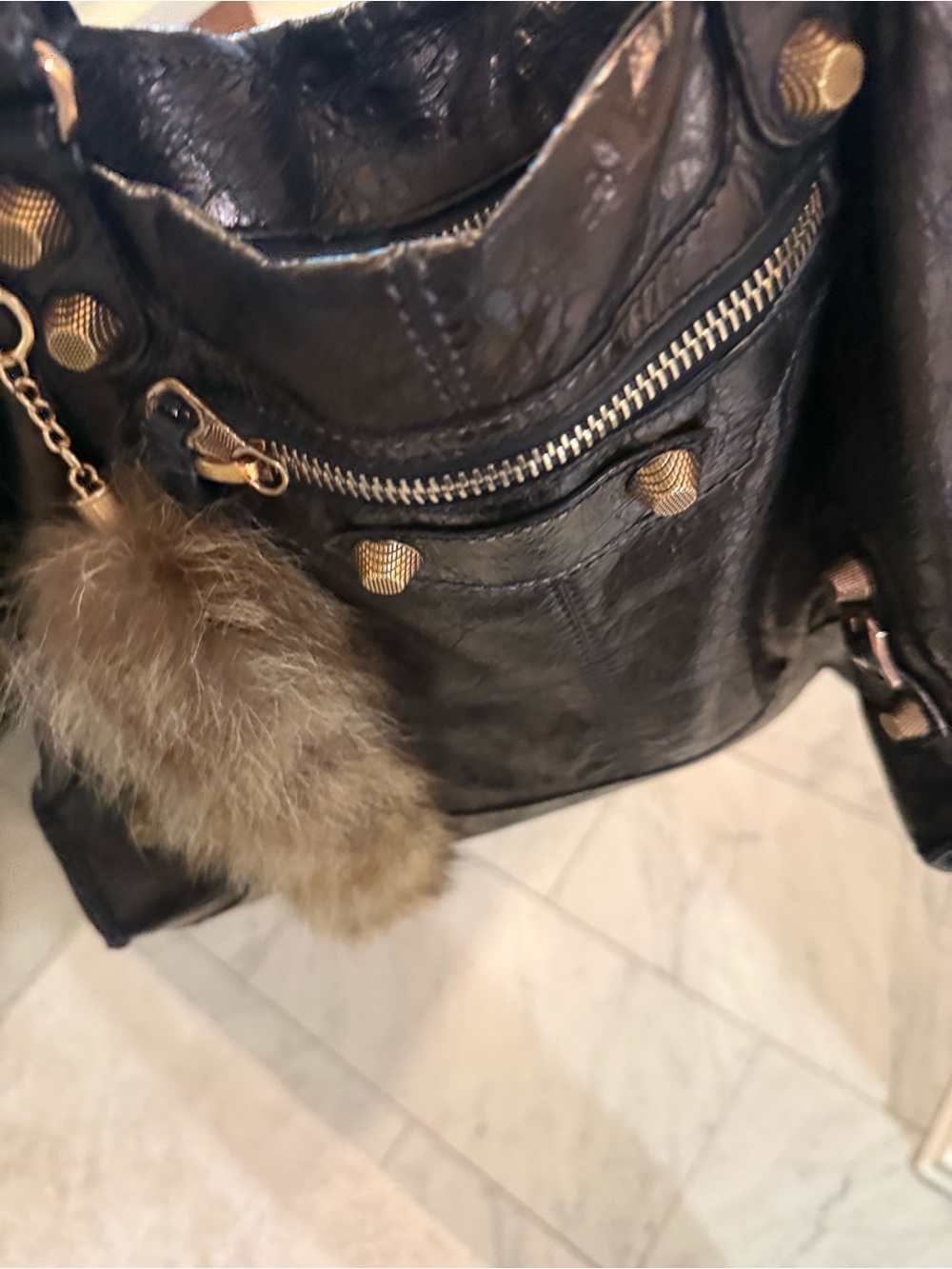 Balenciaga Part Time City Bag Distressed Dark Brown Leather Shoulder Bag - Picture 3 of 5
